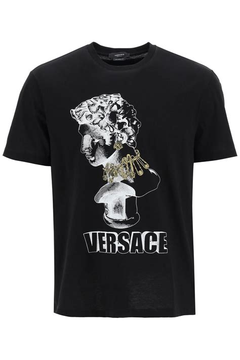 versace maglietta scritta rossa|Maglioni Versace .